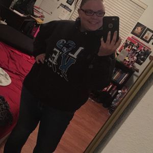 Meet your Posher, Ashlee